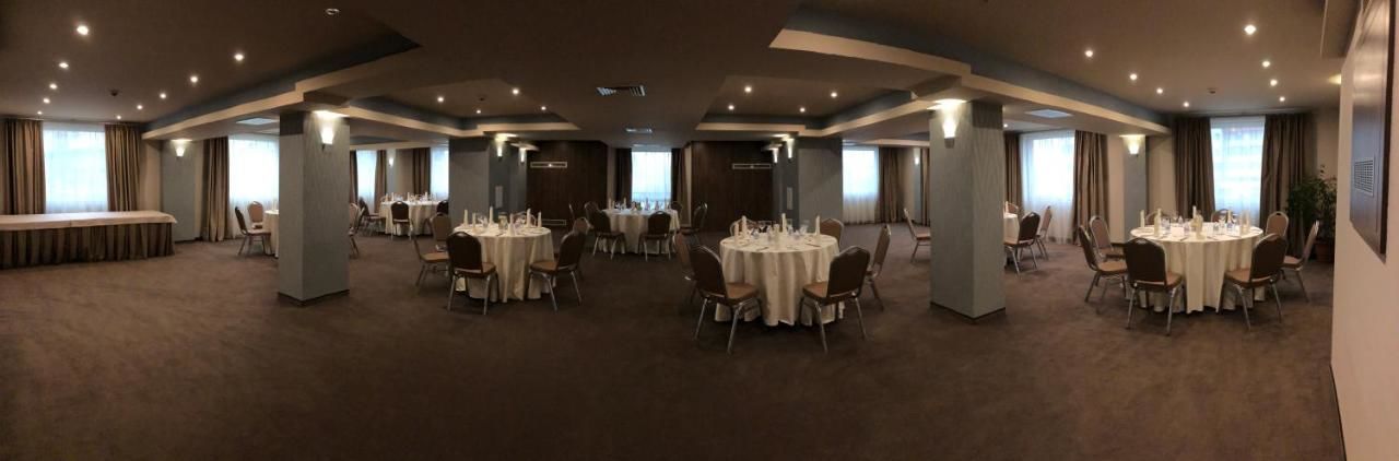 Отель Hotel Golden Tulip Varna Варна-20