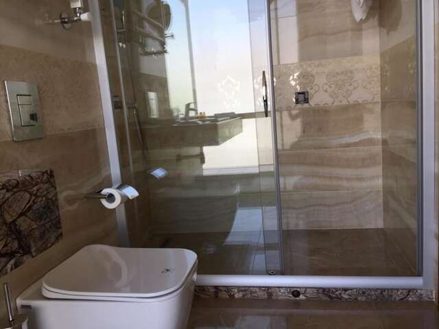 Отель Hotel Golden Tulip Varna Варна-33