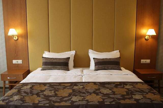 Отель Hotel Golden Tulip Varna Варна-59